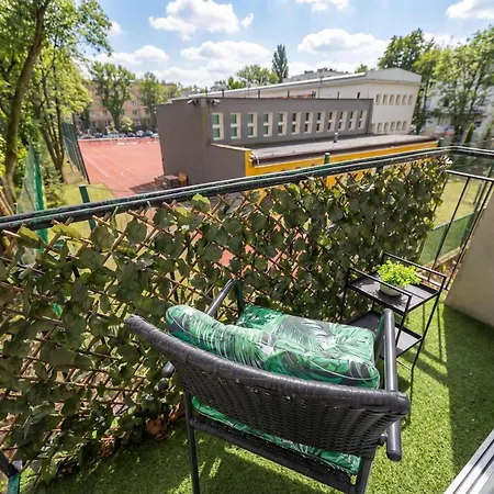 Functional With Balcony In Old Town By Renters *
